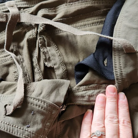 Prana hiking pants olive green - Picture 7 of 8